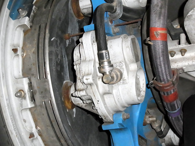 787のブレーキ装置は電動式