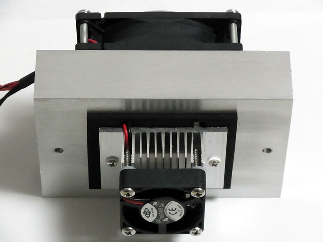 ペルチエ冷却ユニット