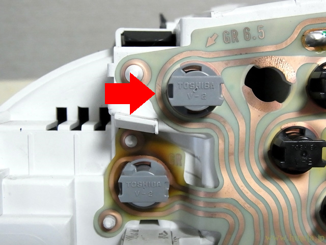 燃料警告灯のバルブ