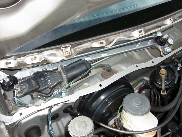 ホンダ車におけるワイパーリンクASSYの例