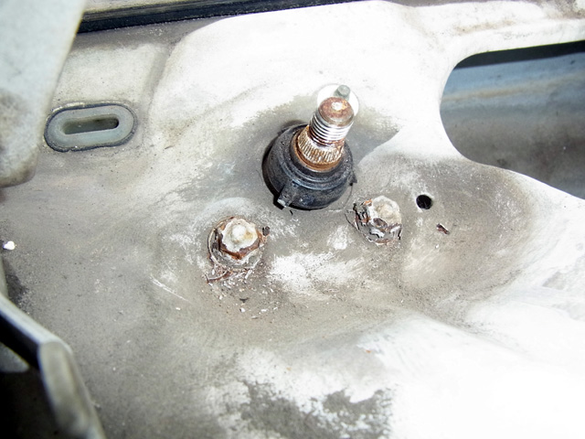 運転席側ワイパーピボット