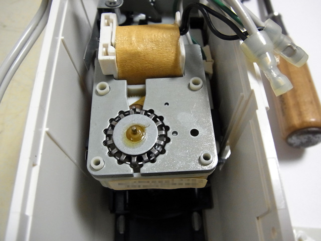 モーターを分解