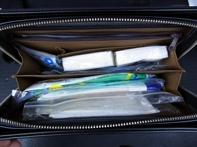 ポーチを簡易レスキューキット化