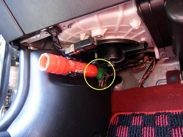 サービスチェック用カプラの位置