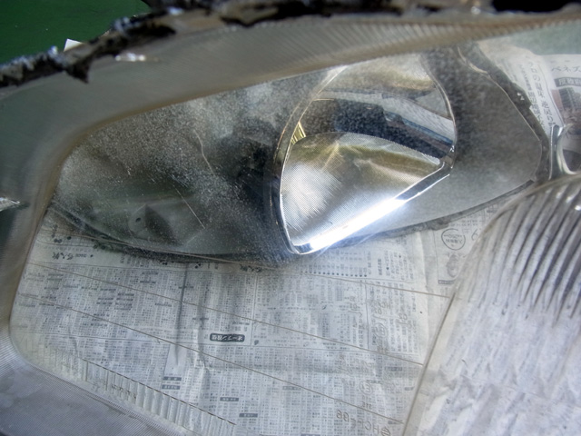 ヒビだらけのレンズは一旦保管