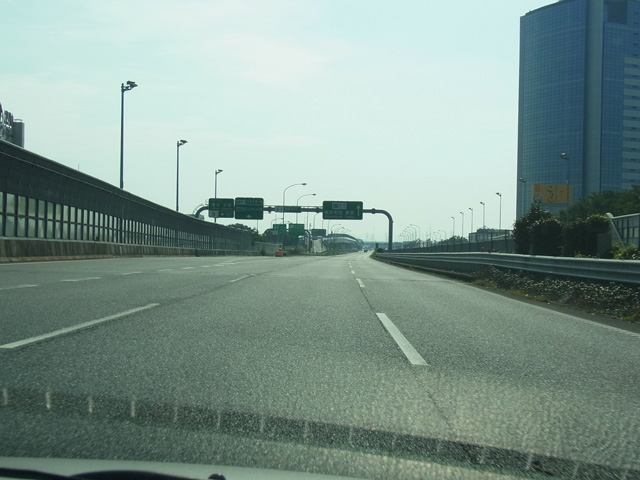 東名高速厚木JCT