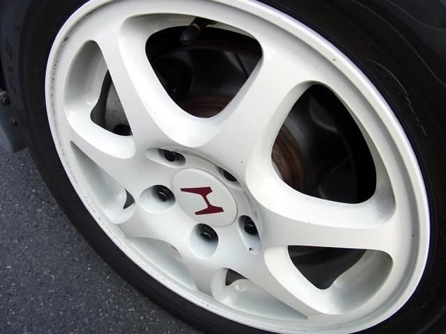 清掃前フロントホイール