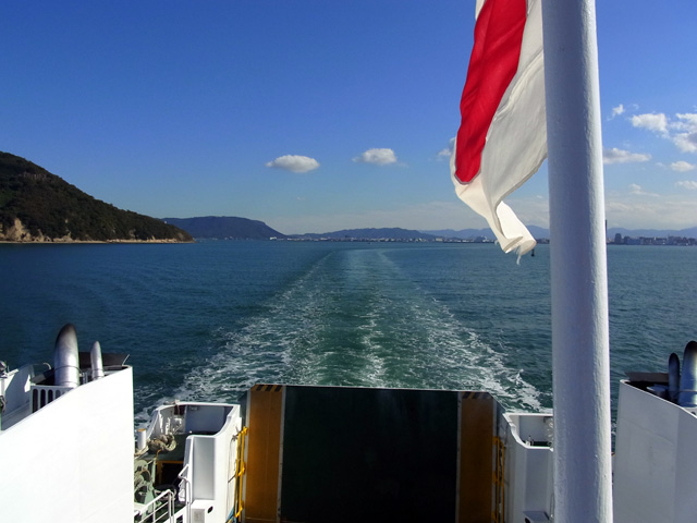 旋回して加速したところ