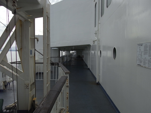 フェリーあざれあのデッキ