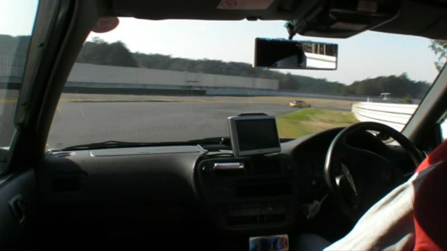 3コーナー進入開始