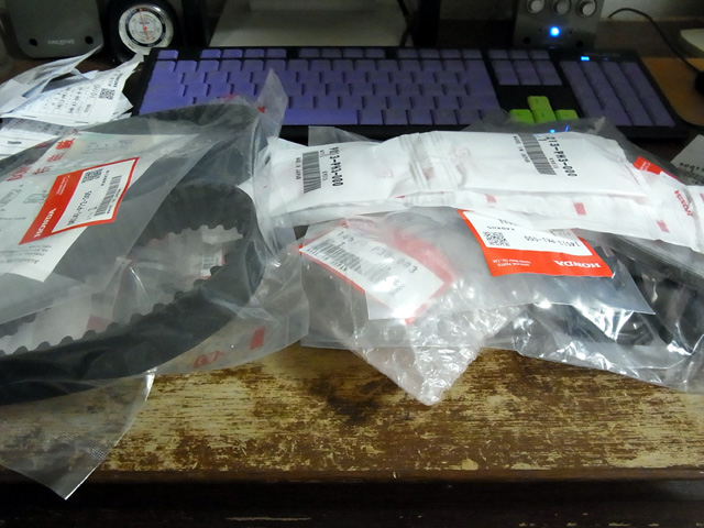 部品チェック中