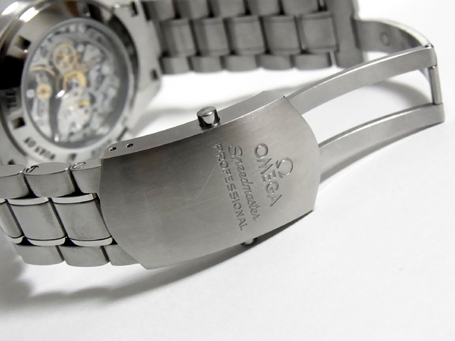 旧スピードマスターのバックル