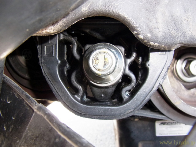 左側フロントストッパー