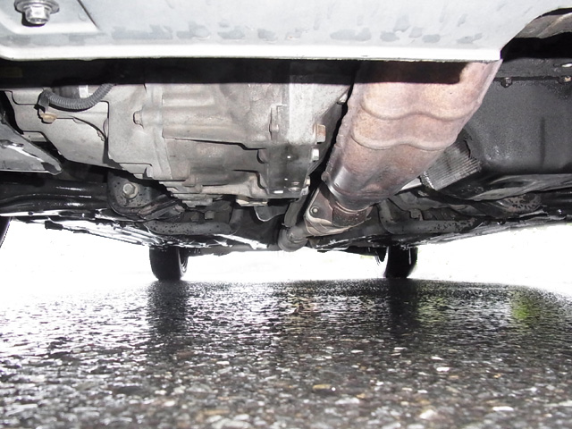 雨中走行後の下回り