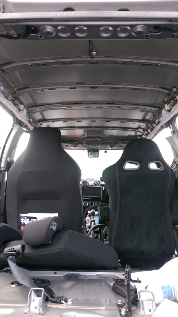 ZC33Sスイスポの内装バラし