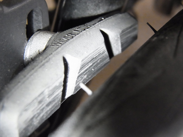 交換前ブレーキシュー