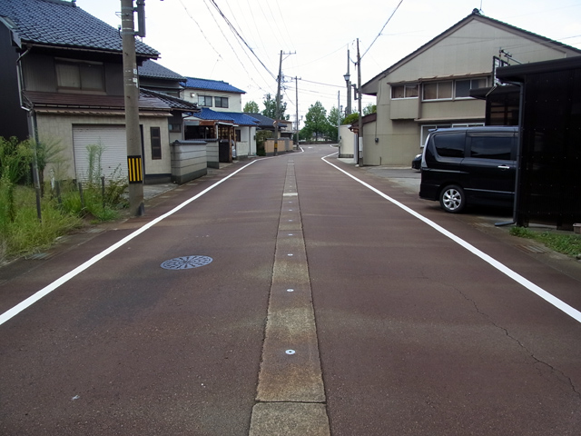 消雪パイプ付の路面