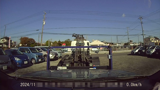 キャリアカーにのって移動