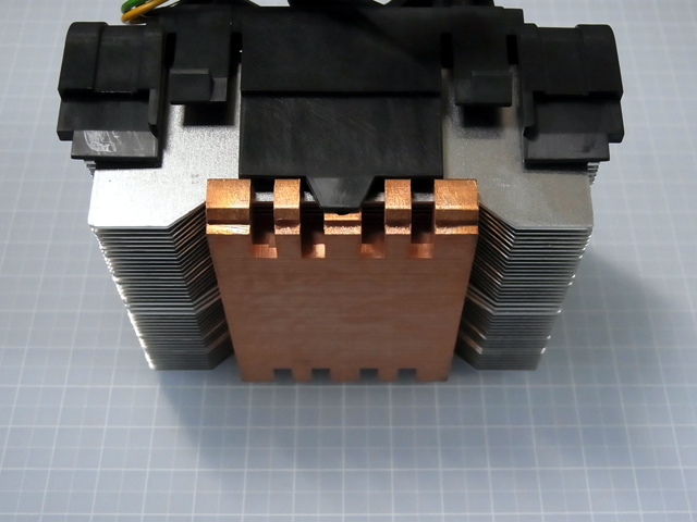 銅のベースプレート付