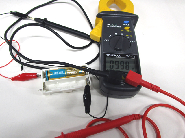 開放電圧は1V以下