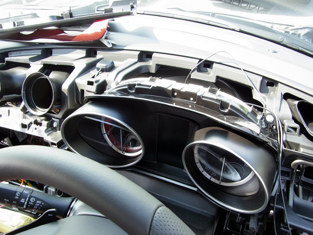 ZC33S メーター周辺