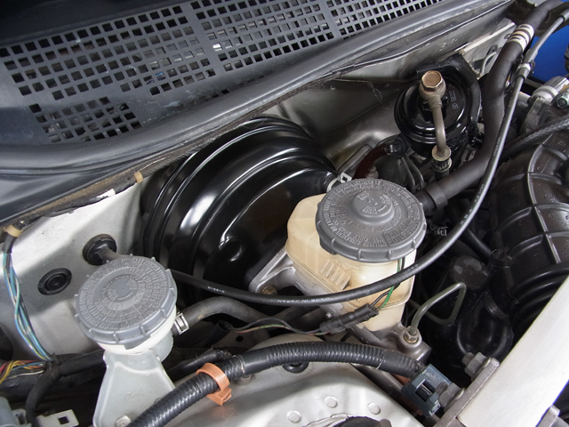 艶が戻ったブレーキブースターと燃料フィルター