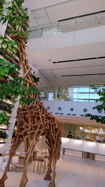 アトリウム ジャルダン・ドゥ・タンのキリン