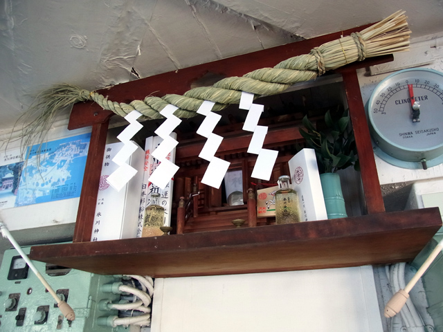 ブリッジの御祭神